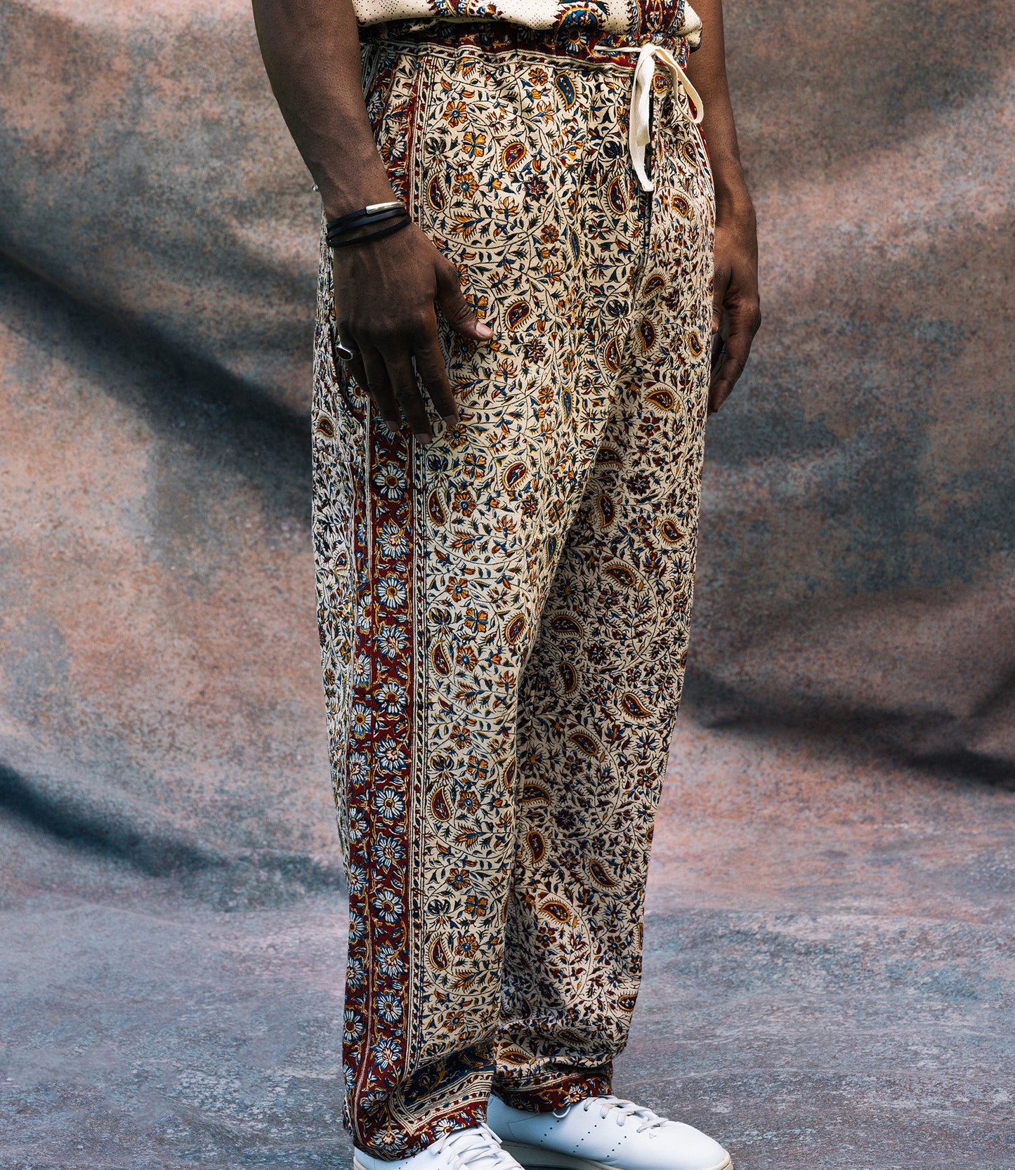 GHALAMKARI PANT